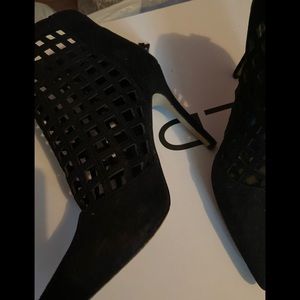 Black Aldo heels